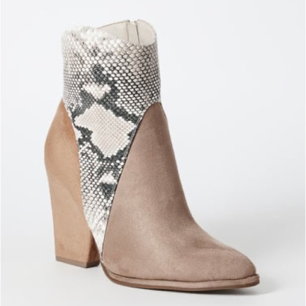 Portabella / Snake / Light Camel Western Booties
